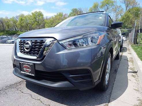 2019 Nissan Kicks - Low Miles and Nice Drive - Call Brandon - cars & for sale in Kansas City, MO