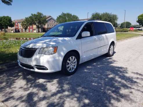 2013 chryler town & country touring - - by dealer for sale in Clearwater, FL