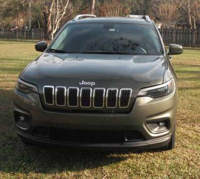 2019 Jeep Cherokee Latitude - cars & trucks - by owner - vehicle... for sale in Long Beach, MS