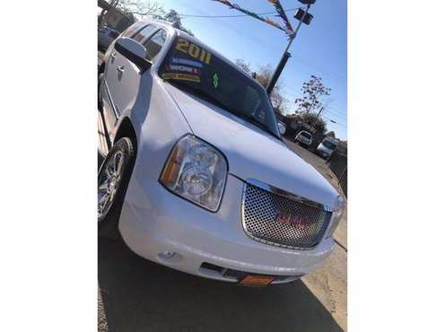 2011 GMC Yukon Denali WE WORK WITH ALL CREDIT SITUATIONS!!! - cars &... for sale in Modesto, CA