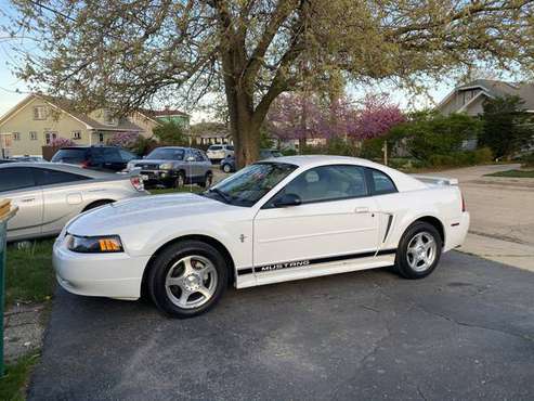 2003 Ford Mustang V6 for sale in Joliet, IL