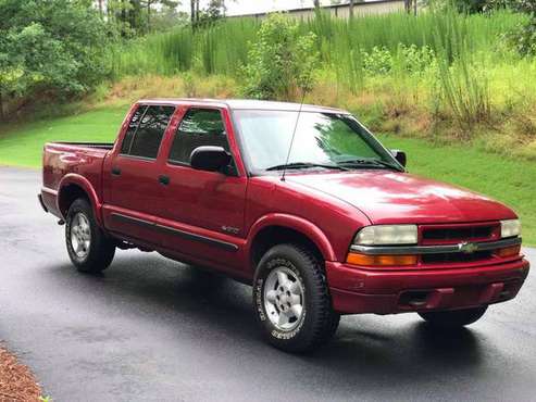 2004 Chevrolet S10 4wd - cars & trucks - by owner - vehicle... for sale in Grayson, GA
