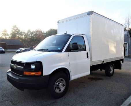 2015 Chevy Chevrolet Express 3500 Box Cargo Van 1-Owner Clean - cars... for sale in Hampton Falls, NY