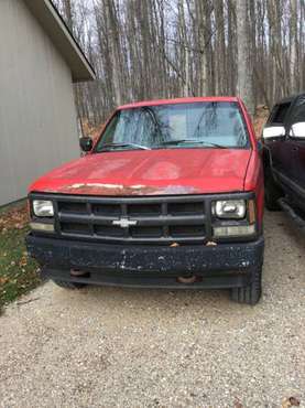 Chevy pick up truck - cars & trucks - by owner - vehicle automotive... for sale in Harbor Springs, MI