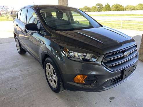 2019 Ford Escape - Financing Available! - cars & trucks - by dealer... for sale in Rice, TX