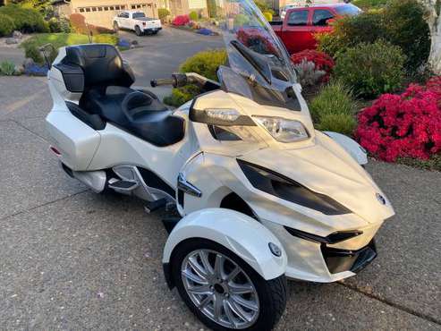 2017 can-am spyder RT for sale in Wilsonville, OR