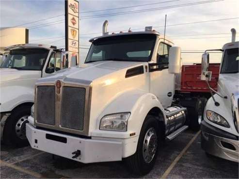 2015 Kenworth T880 - - cars & trucks - by dealer - vehicle... for sale in TAMPA, FL