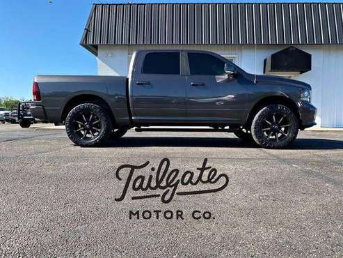 2017 Ram 1500 Crew Cab Night Pickup 4D 5 1/2 ft Family Owned! for sale in Fremont, NE