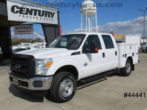 2015 Ford F350 4X4 SRW CREW CAB WHITE ON SPECIAL! - cars & trucks -... for sale in Grand Prairie, TX