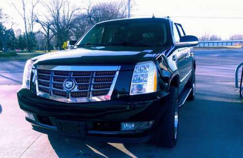 2008 Cadillac Escalade - cars & trucks - by dealer - vehicle... for sale in Neenah, WI