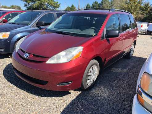 🚗🚗2009 Toyota sienna really good van!! for sale in Wooster, AR