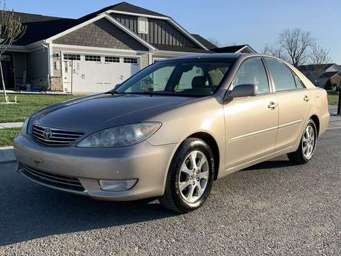 2005 Toyota Camry XLE - - by dealer - vehicle for sale in Whiteland, IN