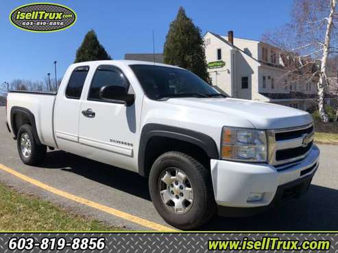 2011 Chevrolet Silverado 1500 4WD Ext Cab 143 5 LT for sale in Hampstead, MA