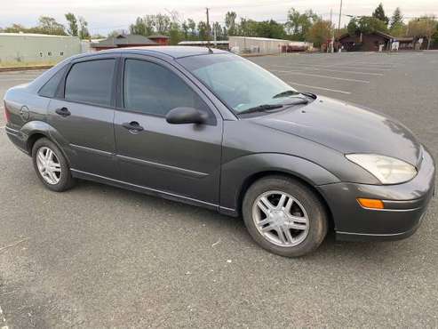 2002 ford focus manual 5spd gas saver for sale in Ukiah, CA