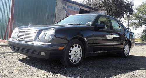 1997 Mercedes E 300 Diesel for sale in Leroy, IL