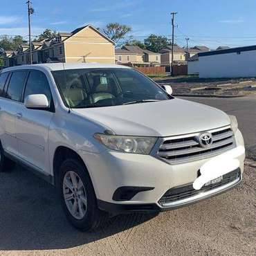 2012 Toyota Highlander - cars & trucks - by owner - vehicle... for sale in Waco, TX