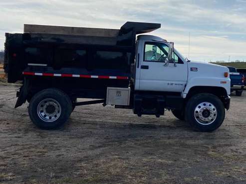 GMC 7500 - cars & trucks - by owner - vehicle automotive sale for sale in Jefferson, WI