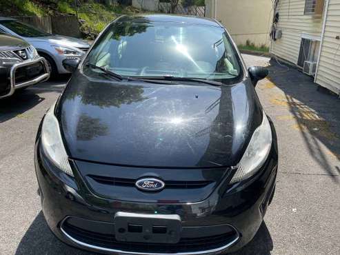 2011 FORD FIESTA ONLY 72K MILES RUNS N DRIVES GREAT - cars & for sale in Mount Vernon, NY