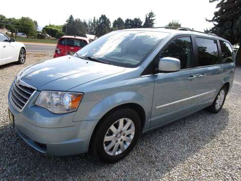 2010 Chrysler Town & Country Touring for sale in Hamilton , MT