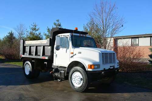 1999 International 4900 DT466 Dump Truck - cars & trucks - by dealer... for sale in Crystal Lake, IL