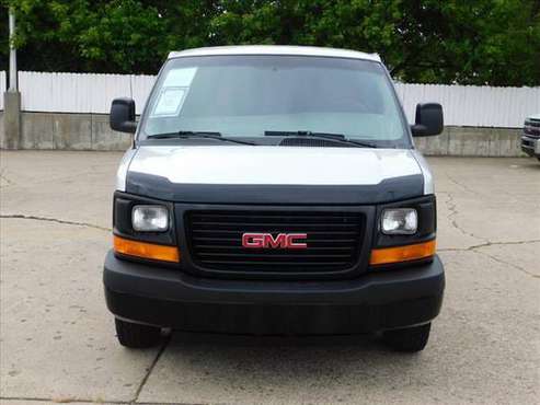 2014 GMC SAVANA CARGO van 2500 RWD 135 - for sale in Flint, MI