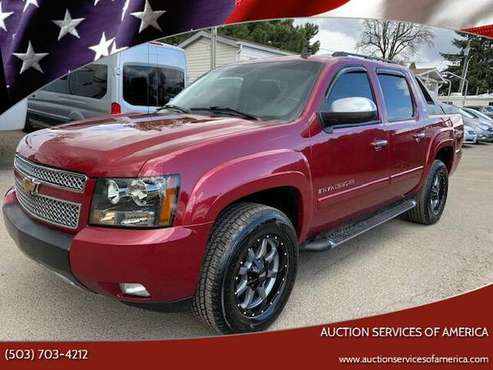 2007 Chevrolet Avalanche LT 1500 Crew Cab 4WD (4x4) SB 5 3L V8 for sale in Milwaukie, OR