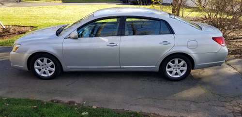 2007 Toyota Avalon XL Sedan - cars & trucks - by owner - vehicle... for sale in North Branford , CT