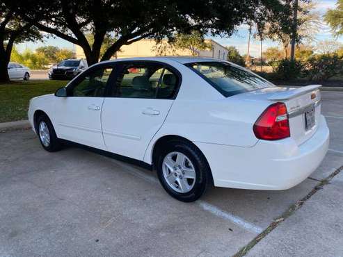 2004 chevrolet malibu - cars & trucks - by owner - vehicle... for sale in Austin, TX