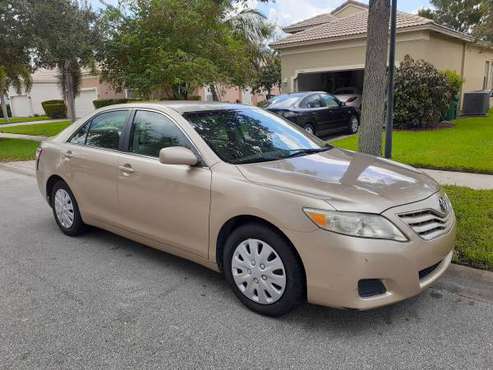 2010 Toyota Camry - cars & trucks - by owner - vehicle automotive sale for sale in Fort Pierce, FL