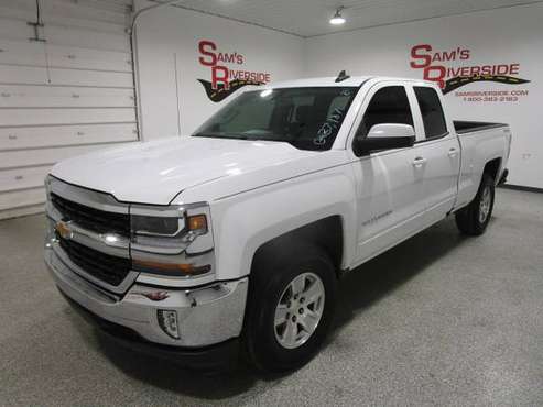 2017 CHEVROLET SILVERDO 1500 LT 4X4 DOUBLE CAB - - by for sale in Des Moines, IA