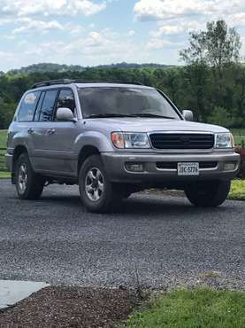 1999 Toyota Land Cruiser for sale in Round Hill, District Of Columbia