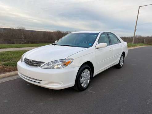 2003 Toyota Camry Le - cars & trucks - by owner - vehicle automotive... for sale in Willowbrook, IL