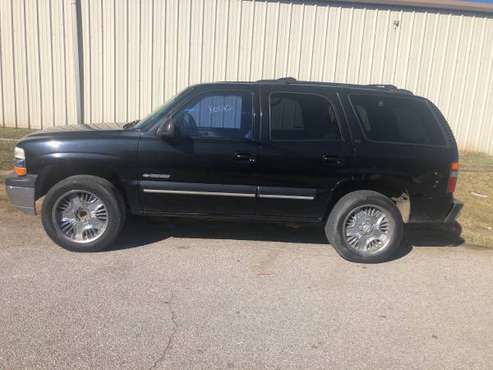 2001 Chevy Tahoe - cars & trucks - by owner - vehicle automotive sale for sale in Grand Prairie, TX