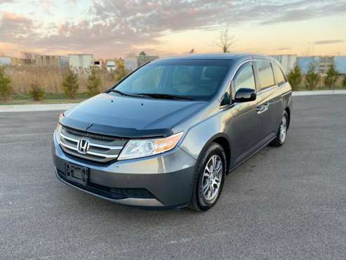 2011 Honda Odyssey EXL - cars & trucks - by dealer - vehicle... for sale in Lake Bluff, IL