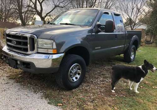 ★ POWERSTROKE DIESEL ★ 2OO4 FORD F/25O SUPERDUTY XLT - cars & trucks... for sale in Champaign, IL