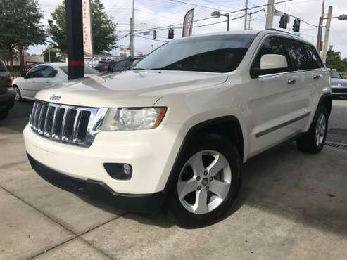 2012 Jeep Grand Cherokee EXTRA CLEAN - cars & trucks - by dealer -... for sale in Tallahassee, FL