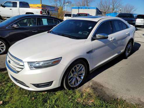 2013 Ford Taurus Limited - Guaranteed Approval-Drive Away Today! -... for sale in Oregon, OH