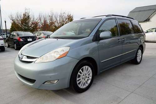 2008 Toyota Sienna - Financing Available! - cars & trucks - by... for sale in Murfreesboro, TN