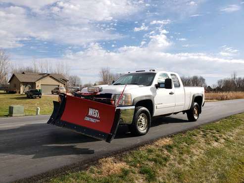 2007.5 Chevy 2500 Plow Truck - cars & trucks - by owner - vehicle... for sale in Sioux Falls, SD