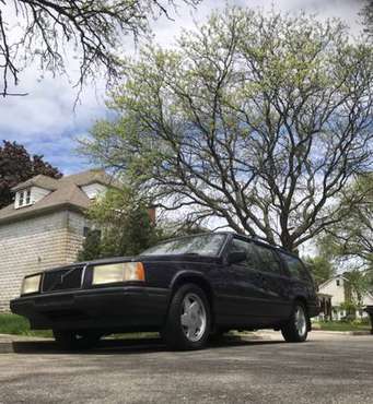 1995 Volvo 940 Wagon for sale in Detroit, MI