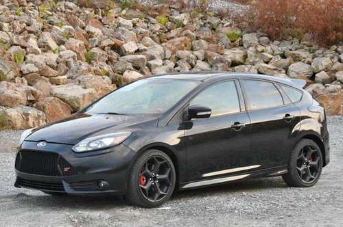 2013 *Ford* *Focus* *ST* - cars & trucks - by dealer - vehicle... for sale in Naugatuck, CT