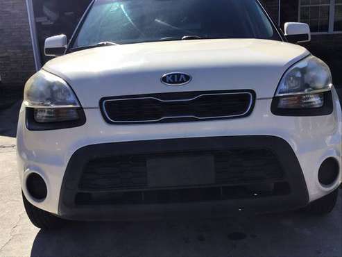 2012 Kia Soul Automatic 98K miles - cars & trucks - by owner -... for sale in Conyers, GA