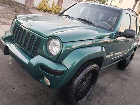 ■04 Jeep Liberty, SMOGGED, 22"rims, LOW MILES, clean, $4750 - cars &... for sale in Chula vista, CA