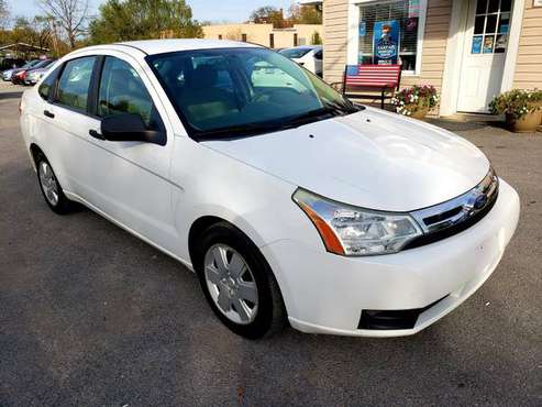 2008 FORD FOCUS AUTOMATIC 4 CYLINDERS *GAS SAVER*⭐ 6 MONTH WARRANTY... for sale in Winchester, VA