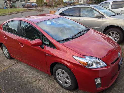 2010 Toyota Prius IV 70Kmi, clean Carfax, leather, excellent... for sale in Portland, OR