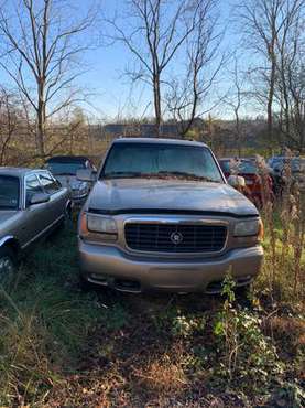 1999 Cadillac Escalade - cars & trucks - by owner - vehicle... for sale in Montandon, PA