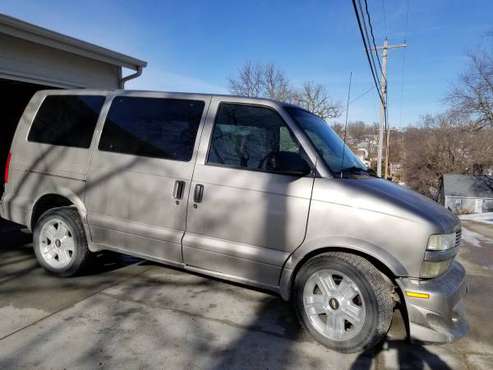 2004 Chevy Astro Van for sale in Omaha, NE