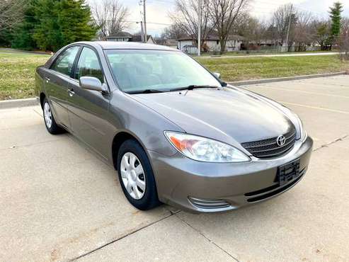 2004 Toyota Camry LE - Fully Serviced - Warranty!! - cars & trucks -... for sale in Kansas City, MO