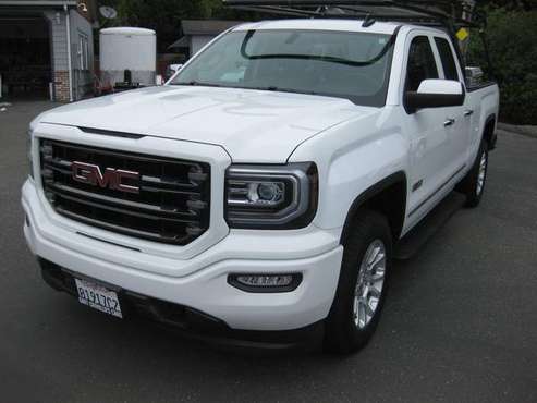 2016 GMC 4x4 Sierra 1500 Double Crew Cab Only 32, 000 Miles - cars & for sale in Fortuna, CA