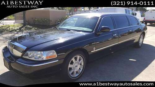 2009 Lincoln 6 DOOR Town Car LIMOUSINE 38K SERVICED CLEAN NO FEES for sale in Melbourne , FL